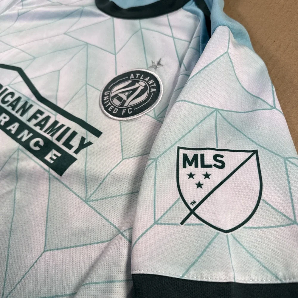 adidas Atlanta United FC Soccer Jersey White/Green, See Measurement Photos